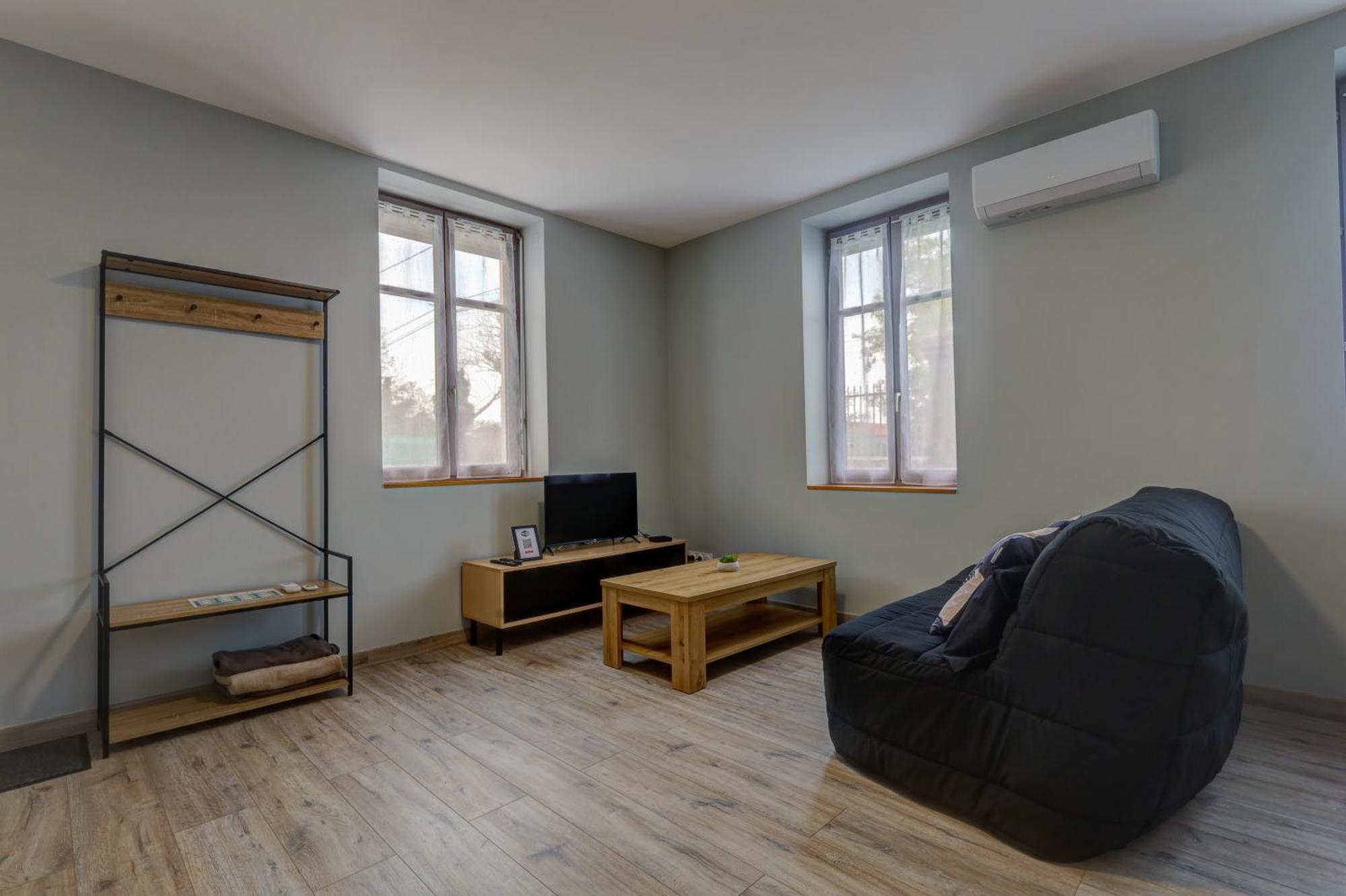Appartement Le Westy 1 à Hieres-Sur-Amby Extérieur photo