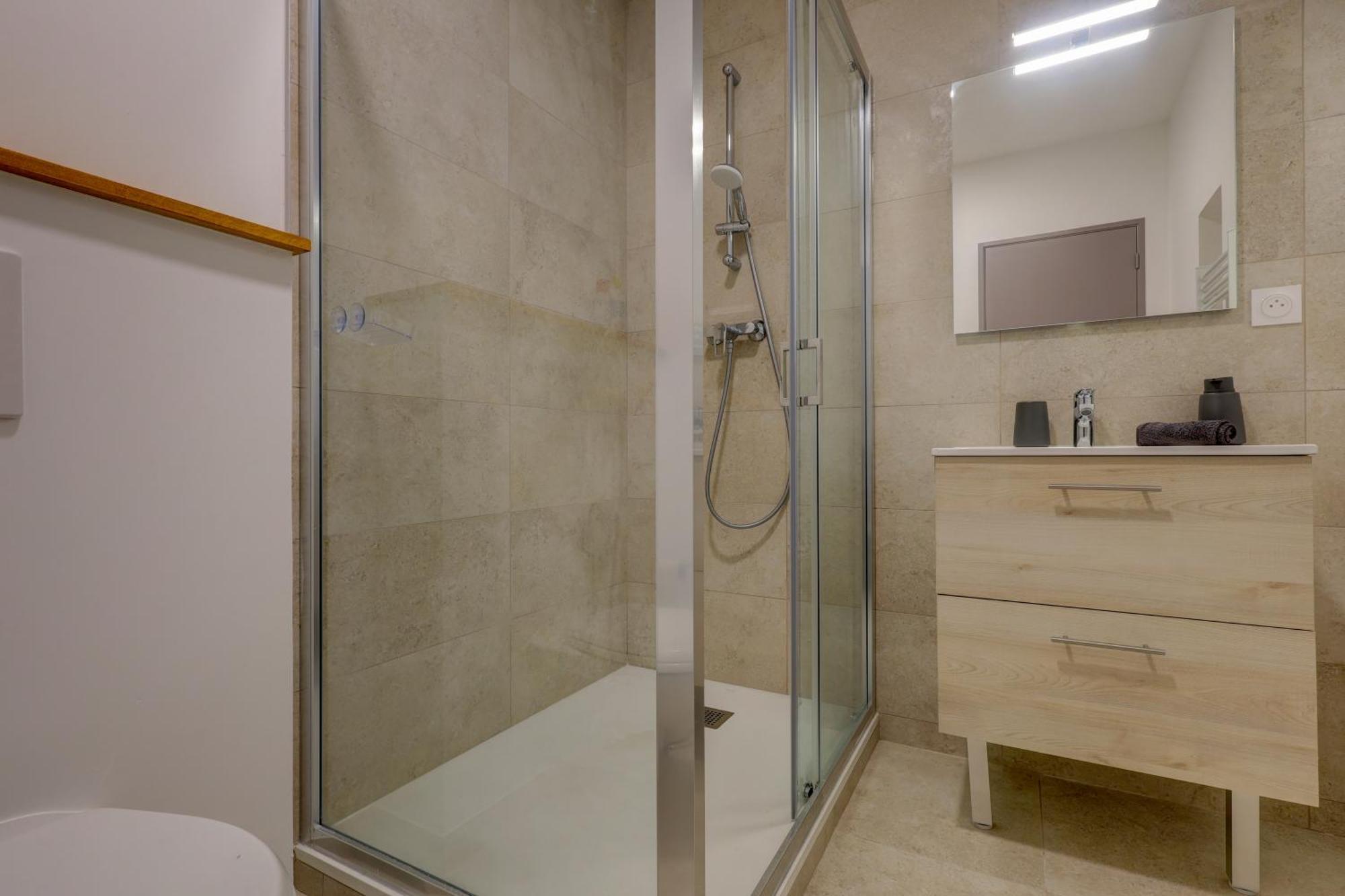 Appartement Le Westy 1 à Hieres-Sur-Amby Extérieur photo